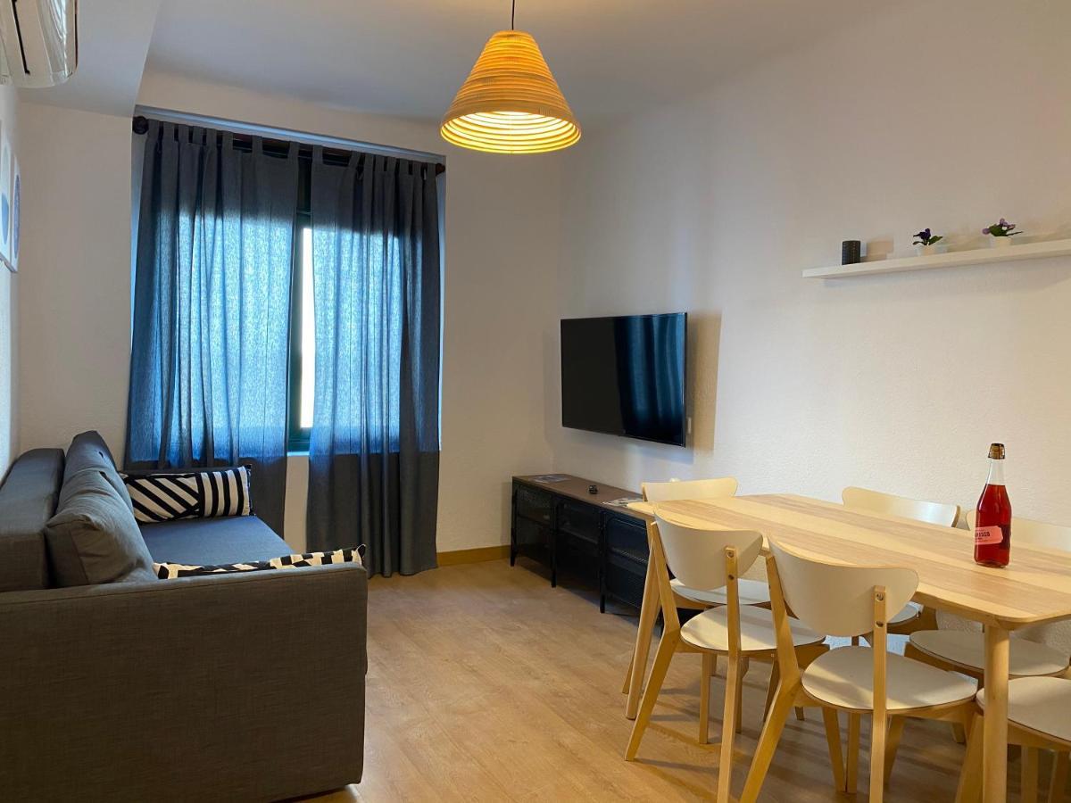 Apartments Sant Lluis Center, 2 Min Walk From The Sea Lloret de Mar Exteriér fotografie