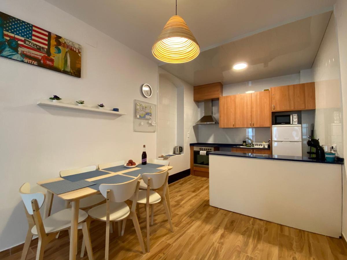 Apartments Sant Lluis Center, 2 Min Walk From The Sea Lloret de Mar Exteriér fotografie